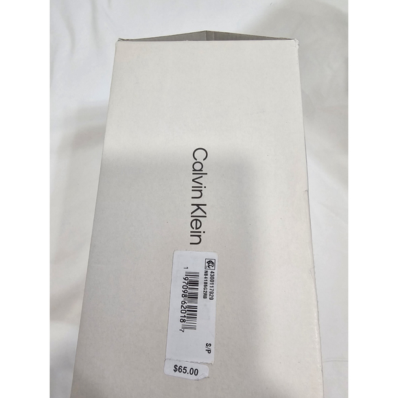Calvin Klein 3 Slim Short Sleeve V-necks - Picture 4 of 5